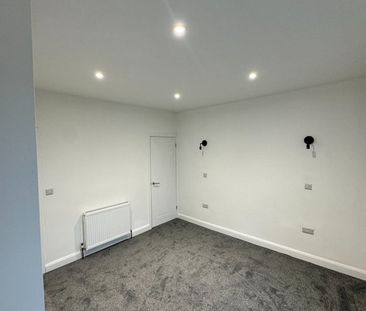 3 Bed Terraced House, Empire Road, S7 - Photo 4