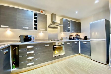2 bedroom apartment to rent - Photo 5