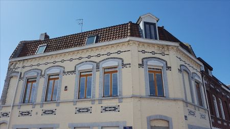 OPPORTUNITE ! Superbe studio meublé secteur EDHEC à ROUBAIX. - Photo 4