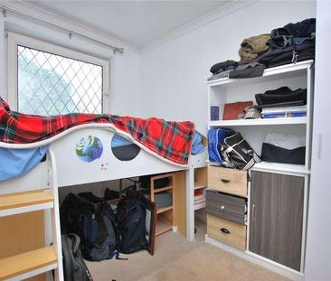 Broad Street, Guildford, Surrey, GU3 - Photo 1