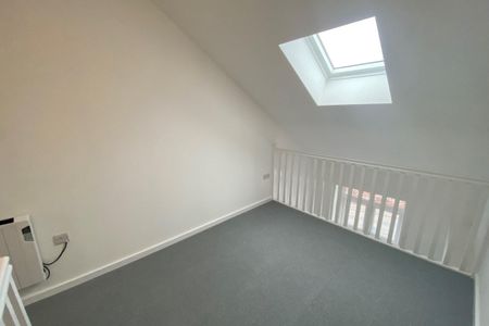 Kirkstall Road - Photo 2