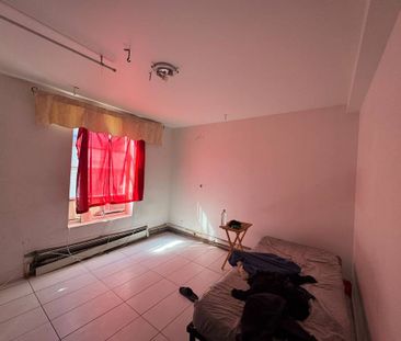 Un Grand Appartement, Proche De Guy Conc - Photo 1
