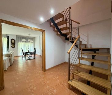 5 room luxury House for rent in Villanueva de Gállego, Aragon - Photo 2