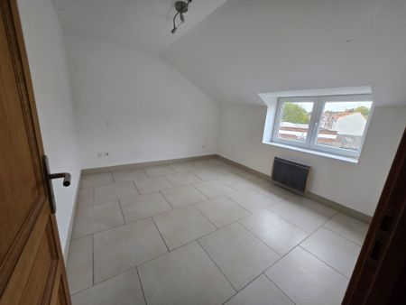 Location Appartement 65m² ST SAULVE 59880 - Photo 4