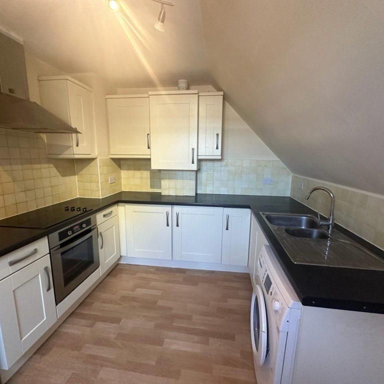 2 bedroom apartment to rent - Photo 1