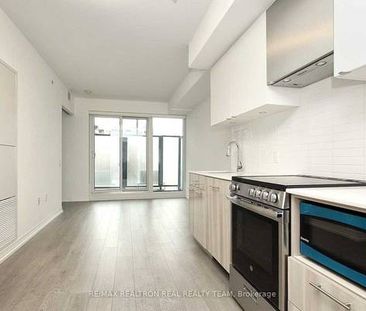 Dundas St E & Jarvis St Luxurious 1Bdrm +Den Near Eaton Centre - Photo 1