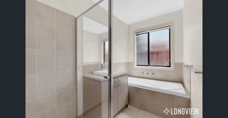 Feels Like Brand New – A Thriving Family-Friendly Community - Photo 2