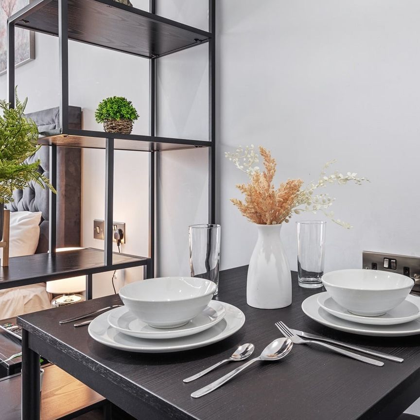 1 Bed Flat, Woodstock Road, NW11 - Photo 1