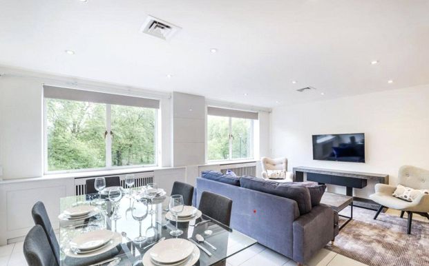 Piccadilly, W1J - Photo 1