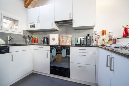 Charming 3.5-room apartment in a sunny location - Foto 3