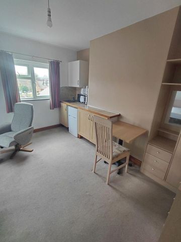 1 bedroom house of multiple occupation to rent - Photo 4