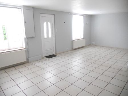 Location Maison 3 pièces 75m² BLENDECQUES 62575 - Photo 3