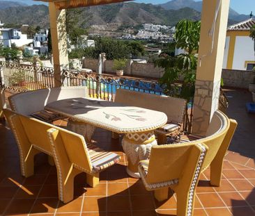 4 room luxury Villa for rent in Nerja, Spain - Photo 6