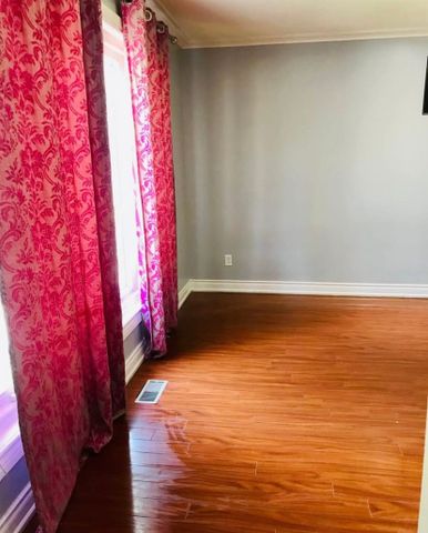 For Lease - 45 Summerside Crescent, Toronto, Ontario - Photo 2