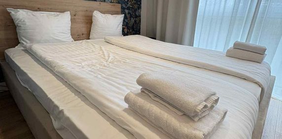 Warszawa, Mokotów, Siekierki, Bartycka - Photo 2