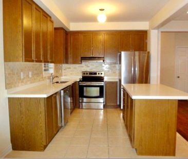 For Lease - 92 Betony Drive, Richmond Hill, Ontario - Photo 6