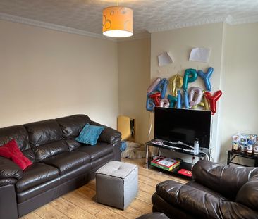 6 Bed Terraced House, Carnarvon Road, RG1 - Photo 1