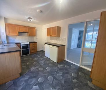 Neston Drive, Nottingham, NG6 - Photo 6