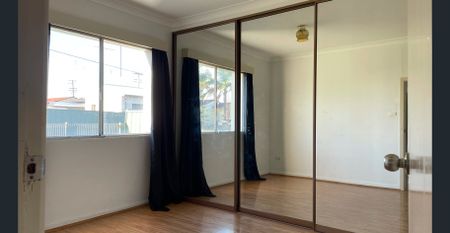 Location, Convenience and Low Maintenance Living! - Photo 2