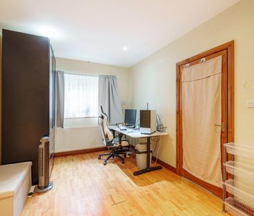 Lancaster Road, London, SE25 - Photo 4