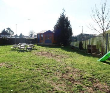 3 bedroom apartment to rent - Photo 4