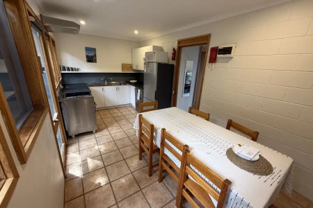 Modern, Low-Maintenance Living in a Quiet Jindabyne Location - Photo 2