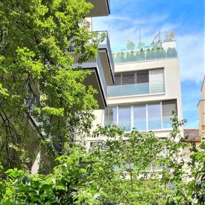 Innenstadt-Wohnung mit begrüntem Innenhof - Foto 1