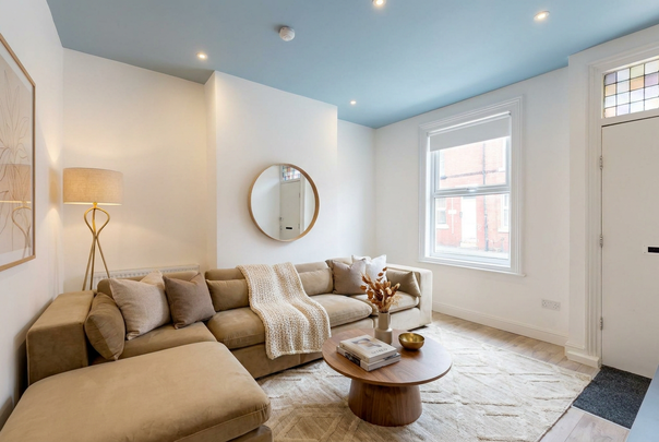 5 Bed - 19 Welton Place, Hyde Park, Leeds - LS6 1EW - Student - Photo 1