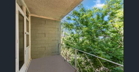 SOPHISTICATED ONE-BEDROOM! - Photo 5