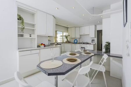 Carrer dAlvaro de Bazan, Valencia, Valencian Community 46010 - Photo 5