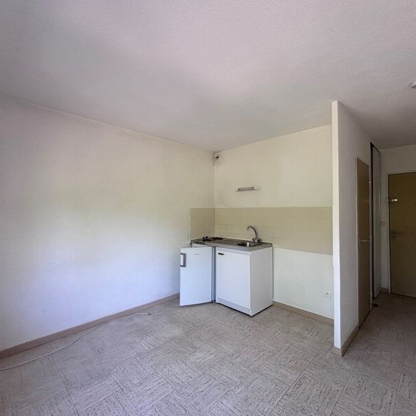 Location Appartement 1 pièce 17m² ORLEANS 45000 - Photo 1