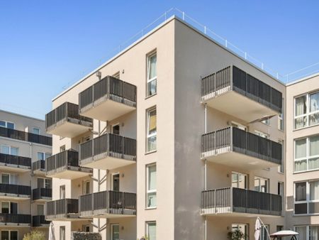 Dachgeschoss - Perfekte Familien oder WG-Wohnung - Schöne 4-Zimmer-Wohnung mit Einbauküche - Photo 5