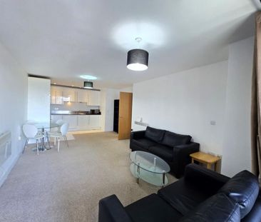 2 bedroom flat to rent - Photo 6