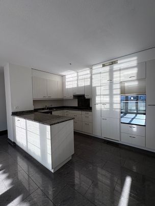 Grosszügige 3.5 Zi-Wohnung in Brüttisellen - Photo 1