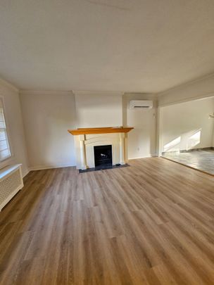 For Lease - 964 King Road Unit# Upper, Burlington, Ontario - Photo 1