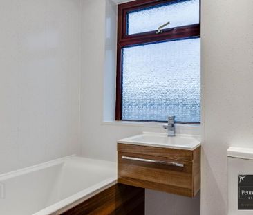 24 Ballywalter Gardens, Bangor, BT19 1QD - Photo 5