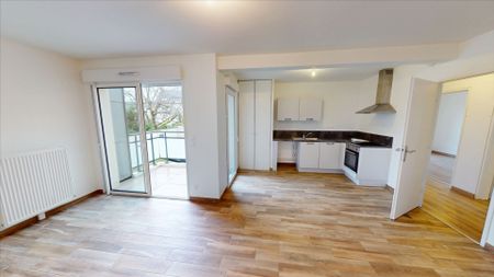 Location Appartement 3 pièces 75m² - Photo 2