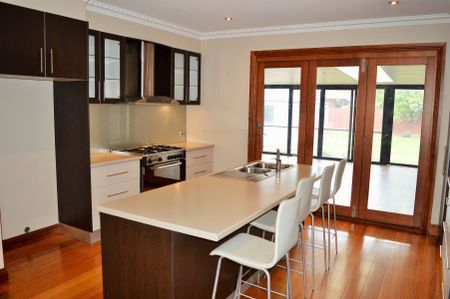 Family Size Home with Exacting Detail and Granny Flat - Photo 3