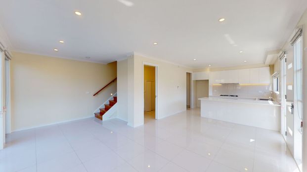 8/97 Blackburn Road Mount Waverley VIC - Photo 1