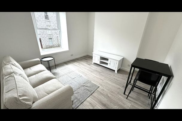 2 Bed Flat, Summerfield Terrace, AB24 - Photo 1