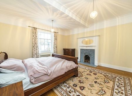 Belmont Hill - Photo 4