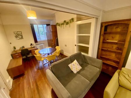 4 bedroom house to rent - Photo 2