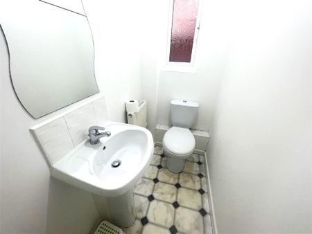 3 bedroom property to rent - Photo 2