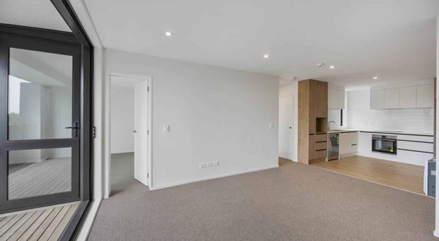 Brand New 2 Bedroom Apartment - Photo 1