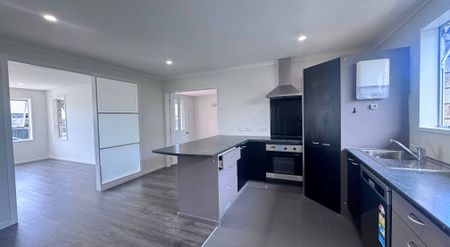 Redwood, 5 bedrooms - Photo 3