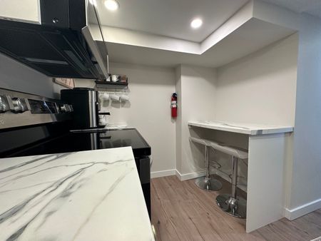 2-296 Helen St, Kingston, ON K7L 4P7 - Photo 2