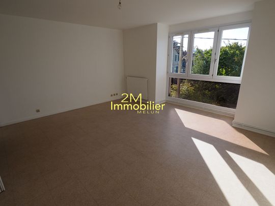 Location Appartement 3 pièces 70m² - Photo 1