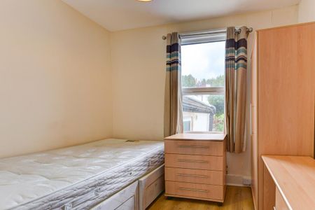 6 bedroom house to rent - Photo 4