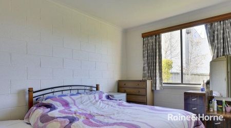 2/24 Hamilton Street, West Hobart, TAS 7000 - Photo 3