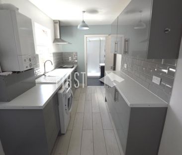 4 bedroom terraced house to rent - Photo 6